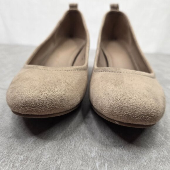 Universal Thread Pumps Size 7.5 Tan Minimalist Career Work Low Block Heel Shoes - Picture 4 of 11